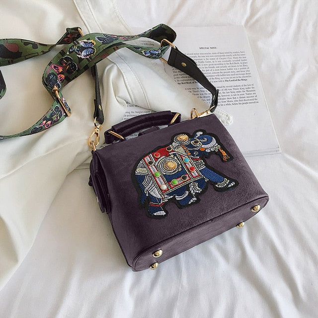 Petit sac à main vintage brodé éléphant violet