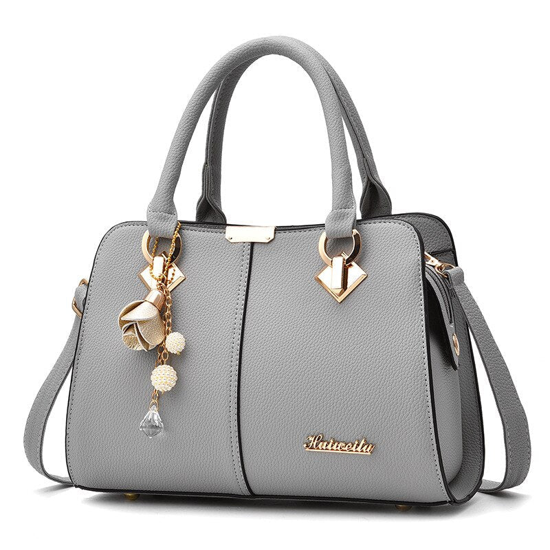 Petit sac femme porté main ou bandoulière cuir marron Little Bag Petit sac femme porté main ou bandoulière cuir marron Little Bag